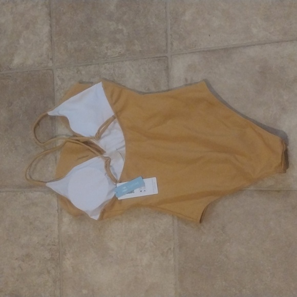 CUPSHE Yellow Solid One-piece Swimsuit Falbala VNeck Ruffle Sexy Monokini Size M - Picture 4 of 8
